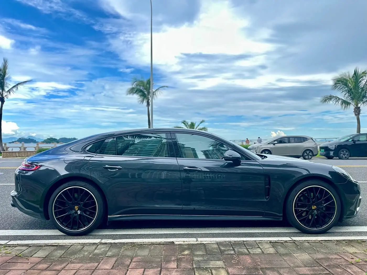 Porsche Panamera 2020 — Photo 3/8