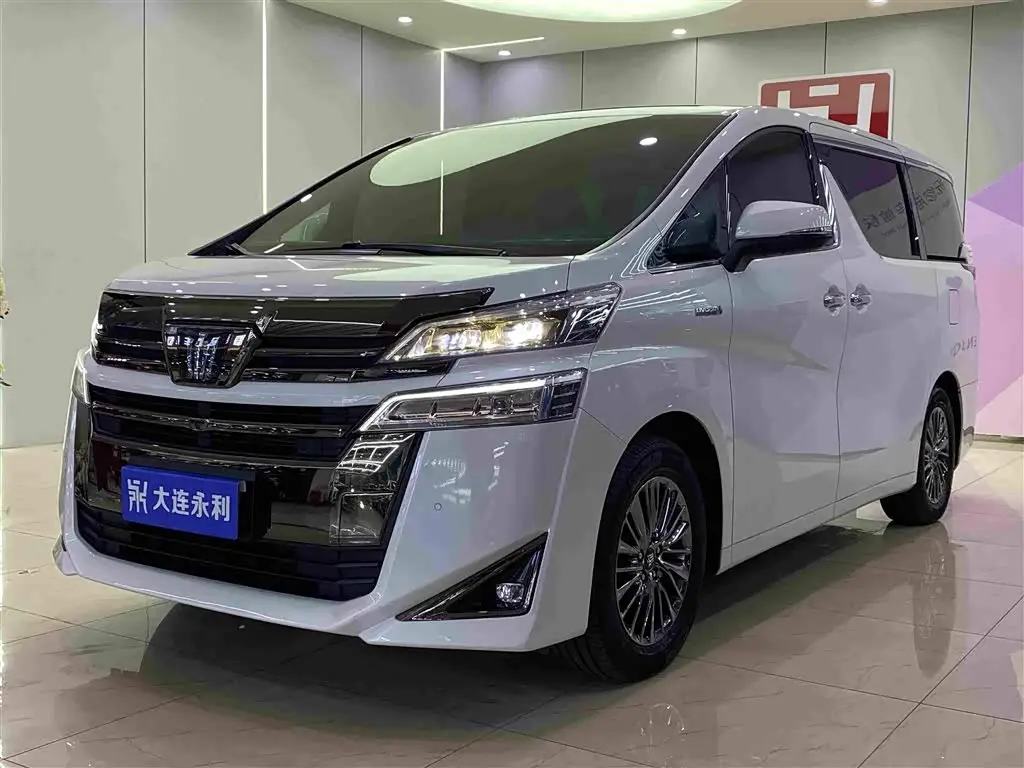 Toyota Vellfire, 2023