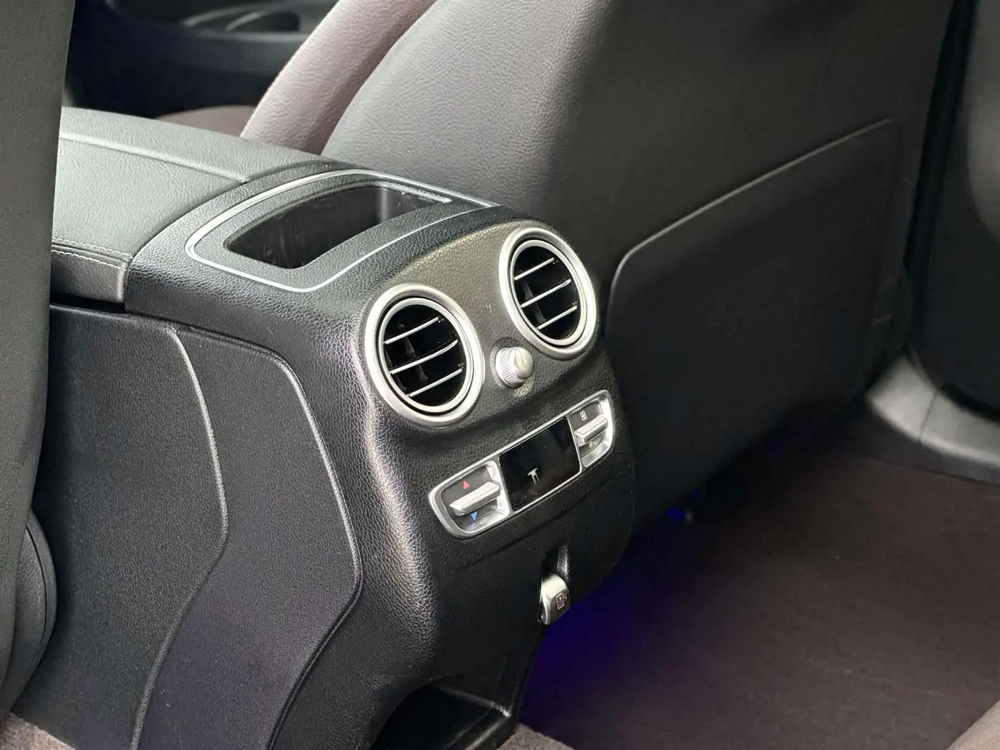 Mercedes-Benz GLC 2022 — Şəkil 12/17