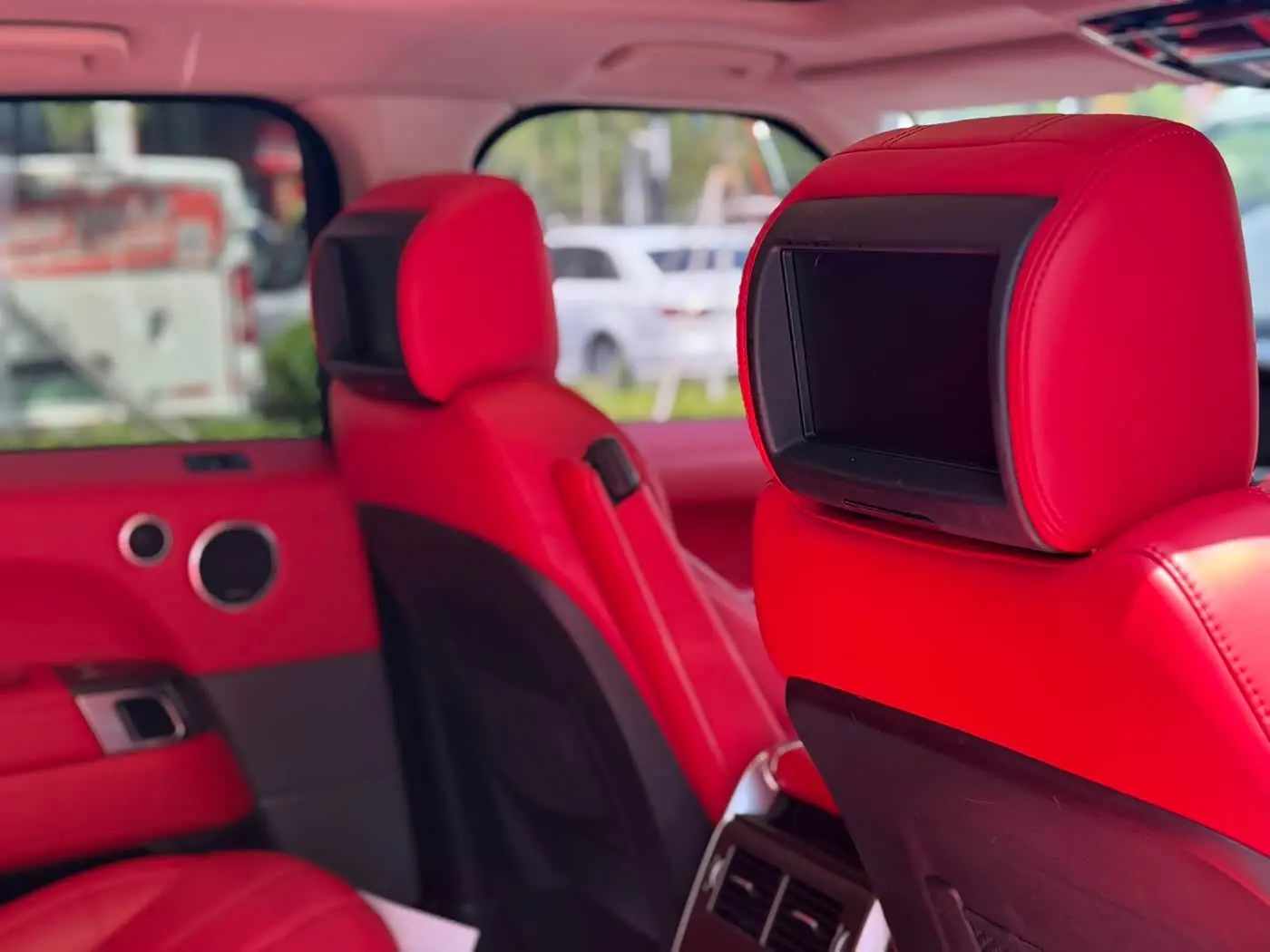 Land Rover Range Rover Sport 2016 — Şəkil 12/18
