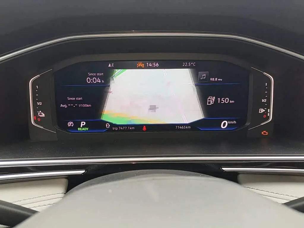 Volkswagen Tiguan L PHEV 2024 — Photo 4/13