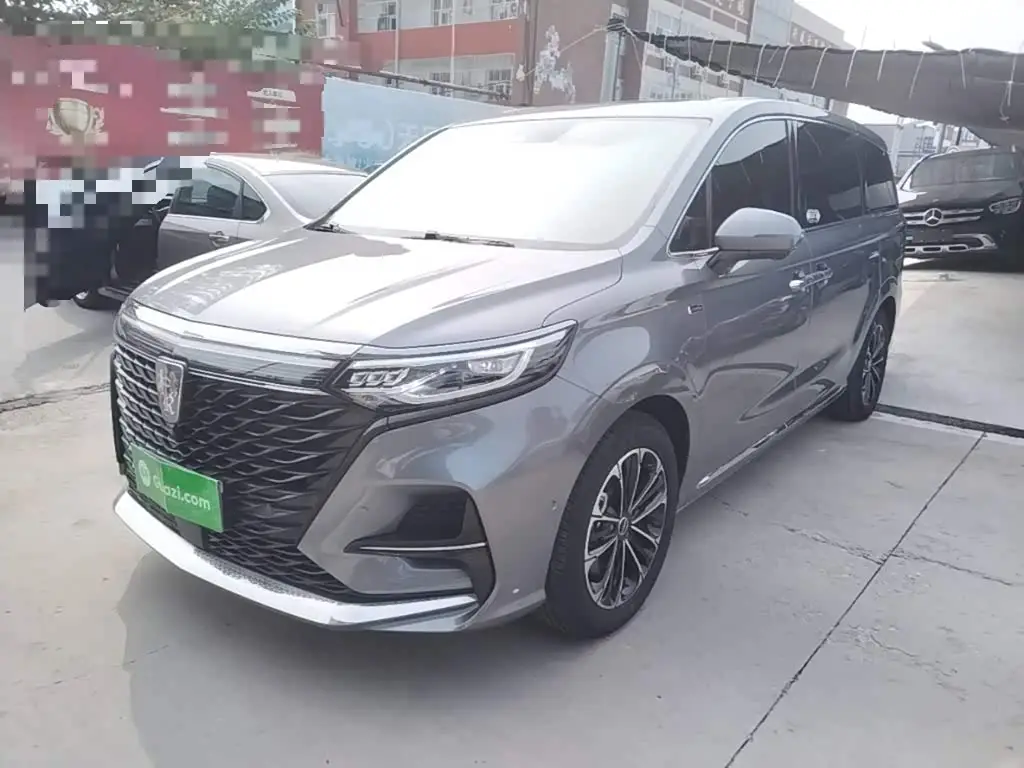 Roewe iMAX8, 2023