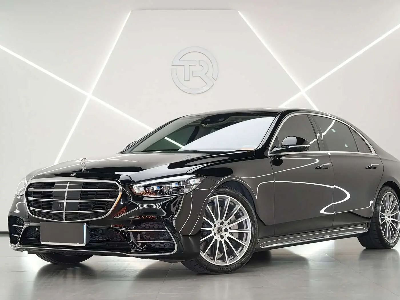 Mercedes-Benz S-Class 2021 — Фото 1/20