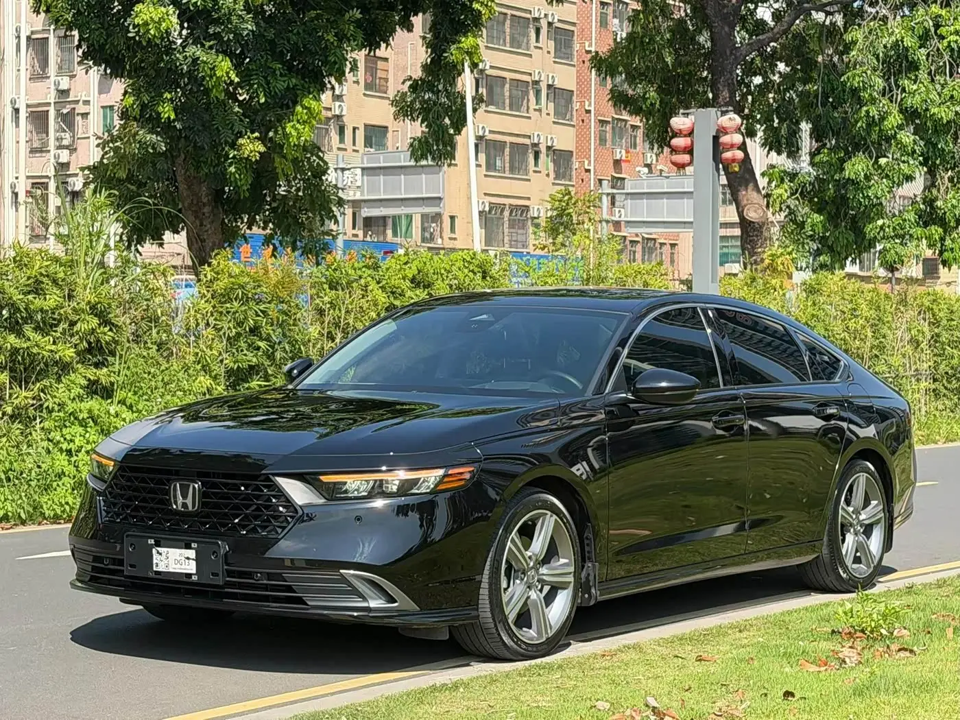 Honda Accord 2024 — Фото 1/7