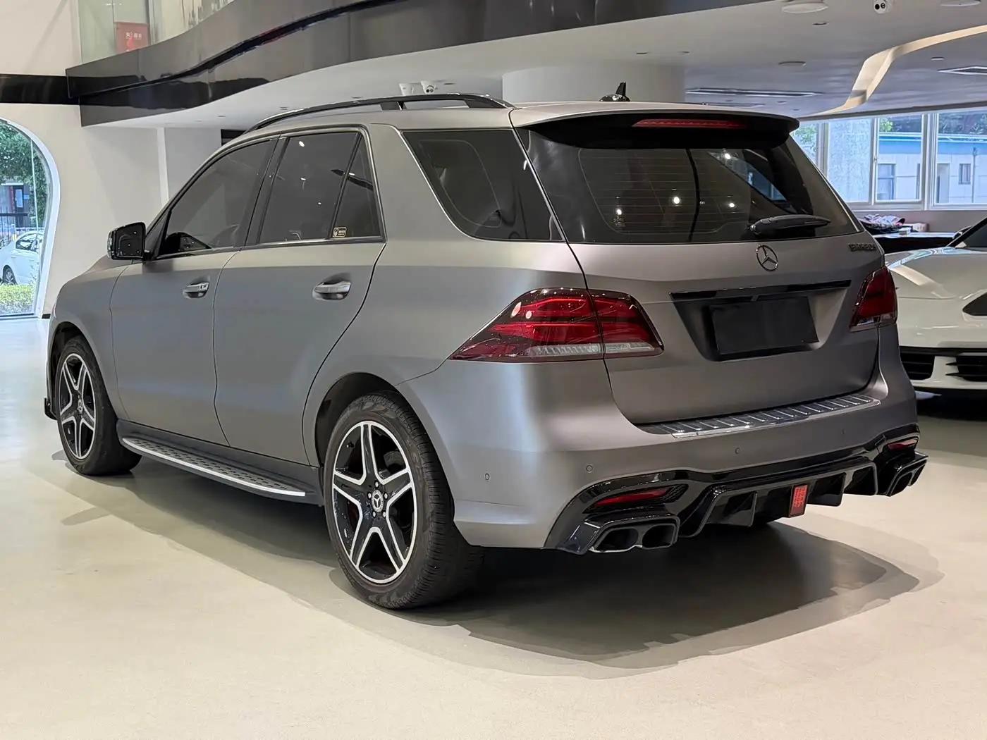 Mercedes-Benz GLE 2016 — Фото 14/15