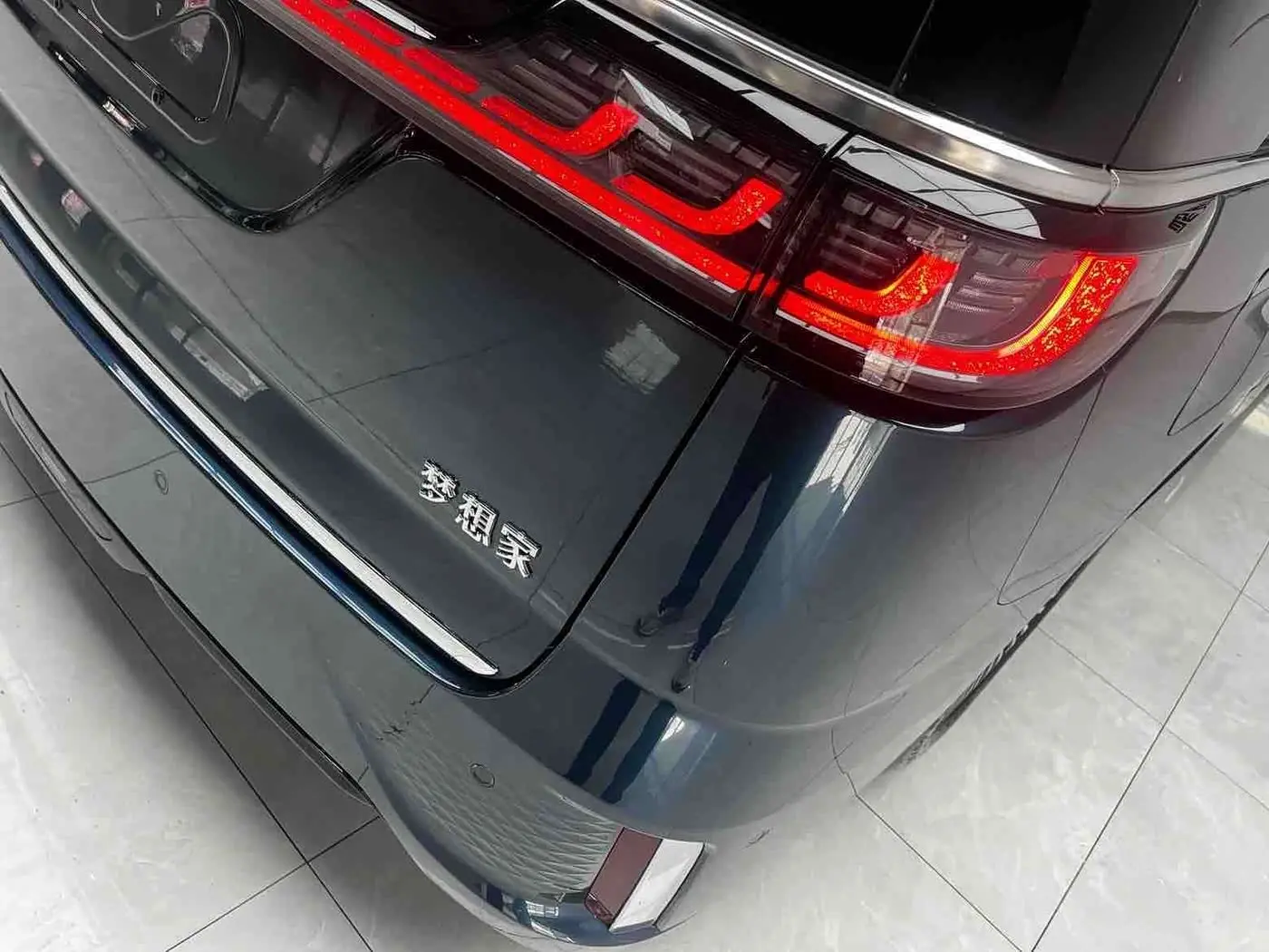 Voyah Auto Voyah Dreamer 2025 — Photo 5/17