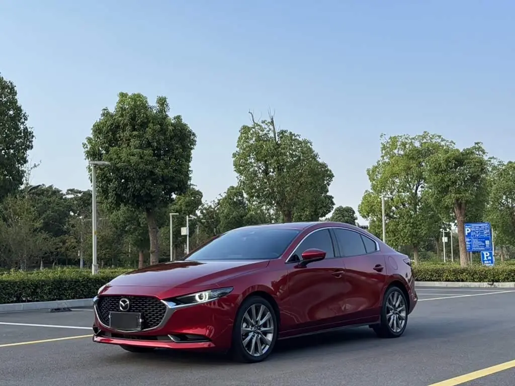 Mazda Mazda3 Axela 2023 — Photo 1/20