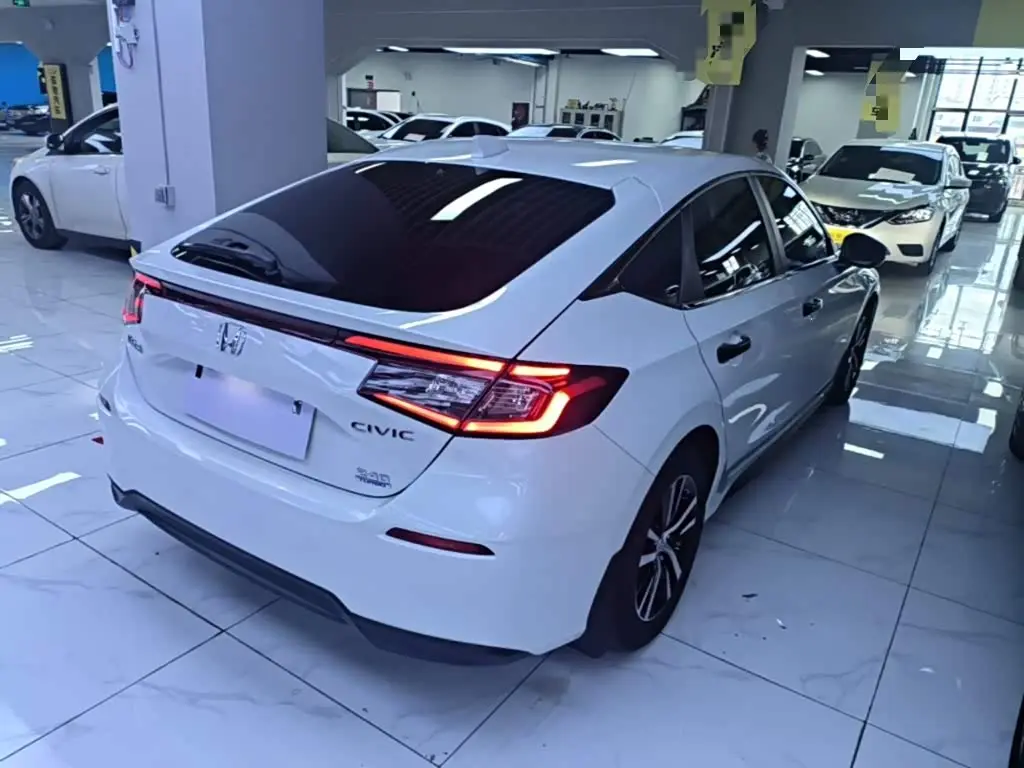 Honda Civic 2024 — Photo 7/20