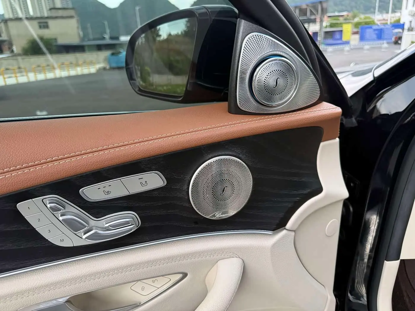 Mercedes-Benz E-Class New Energy 2022 — Photo 10/15