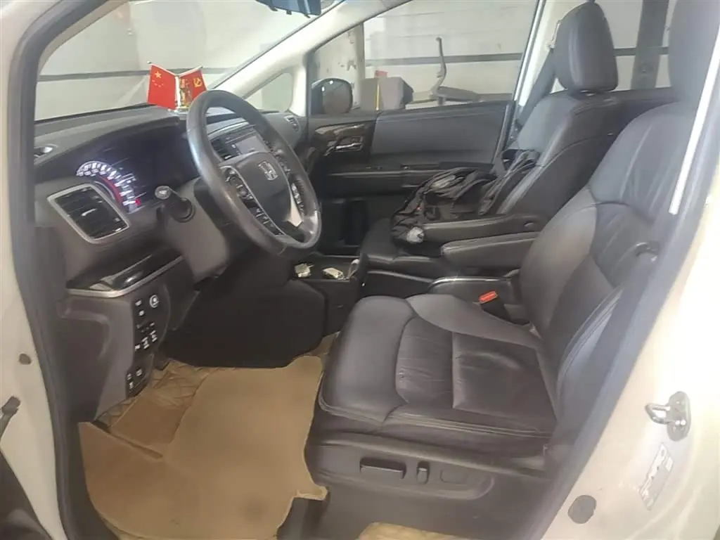 Honda Odyssey 2019 — Photo 15/20