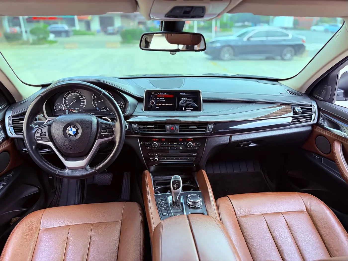 BMW X6 2015 — Photo 13/15