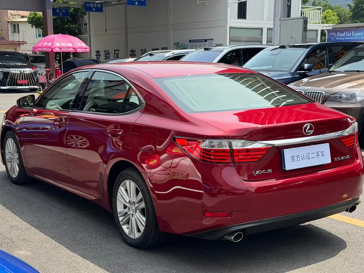 Lexus ES 2014 — Photo 5/20