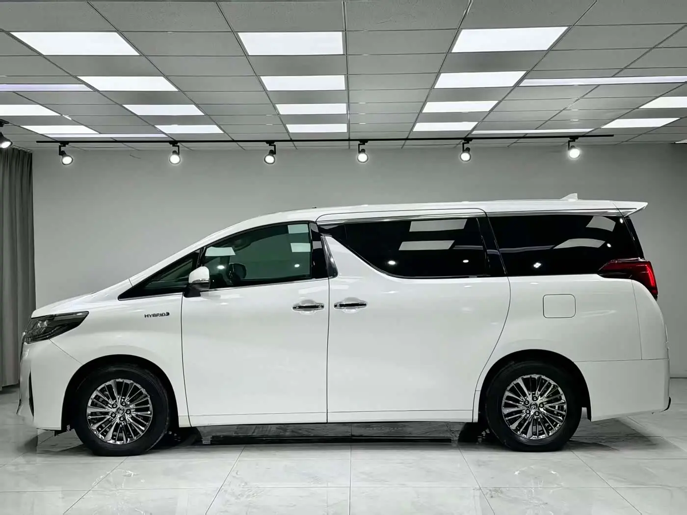 Toyota Alphard 2020 — Şəkil 3/12