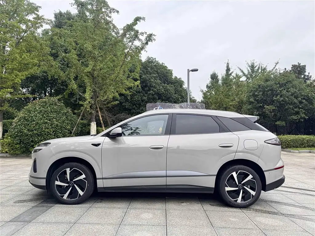 BYD Sealion 06 New Energy 2025 — Photo 10/15