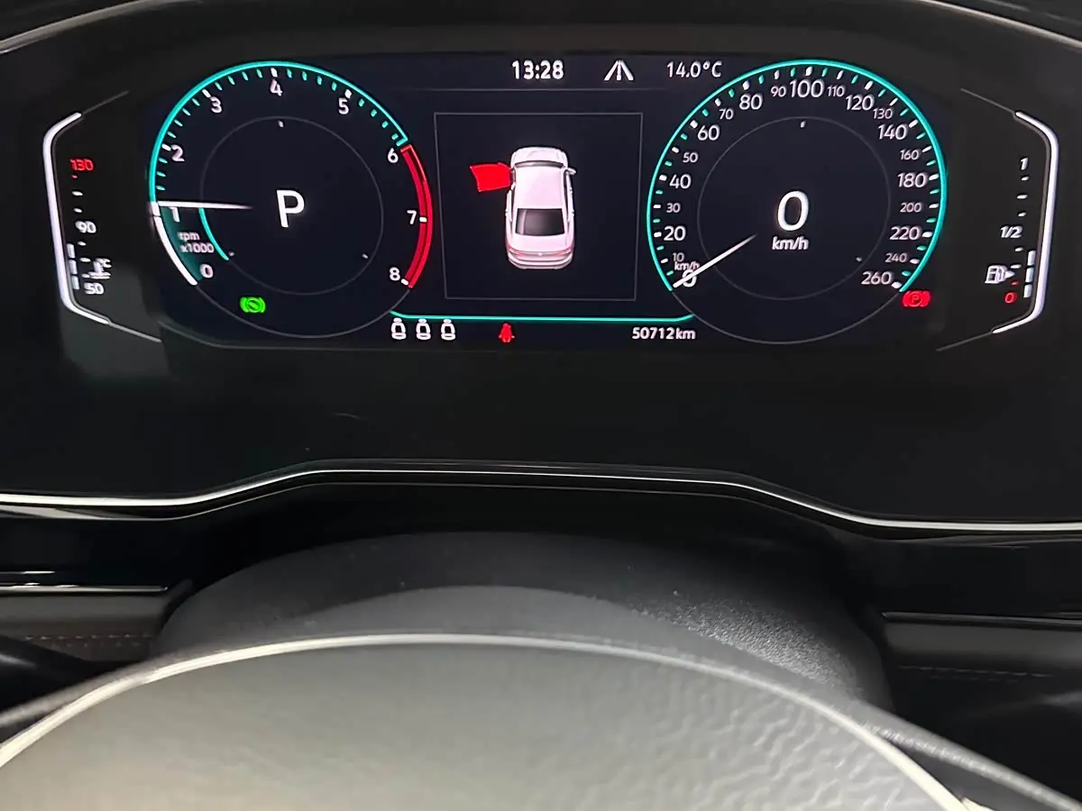 Volkswagen Sagitar 2022 — Photo 19/20