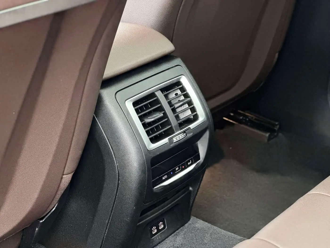 BMW X3 2023 — Фото 16/17