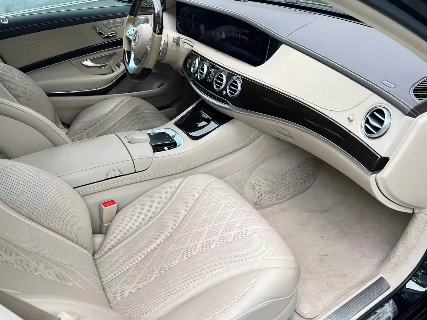 Mercedes-Benz Maybach S-Class 2021 — Фото 9/11