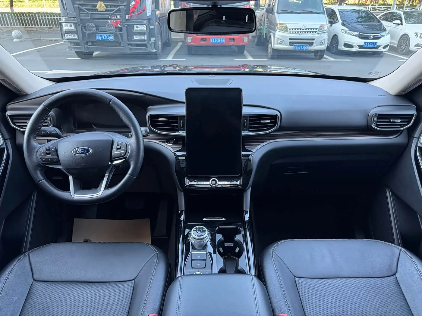 Ford Explorer 2021 — Şəkil 6/17
