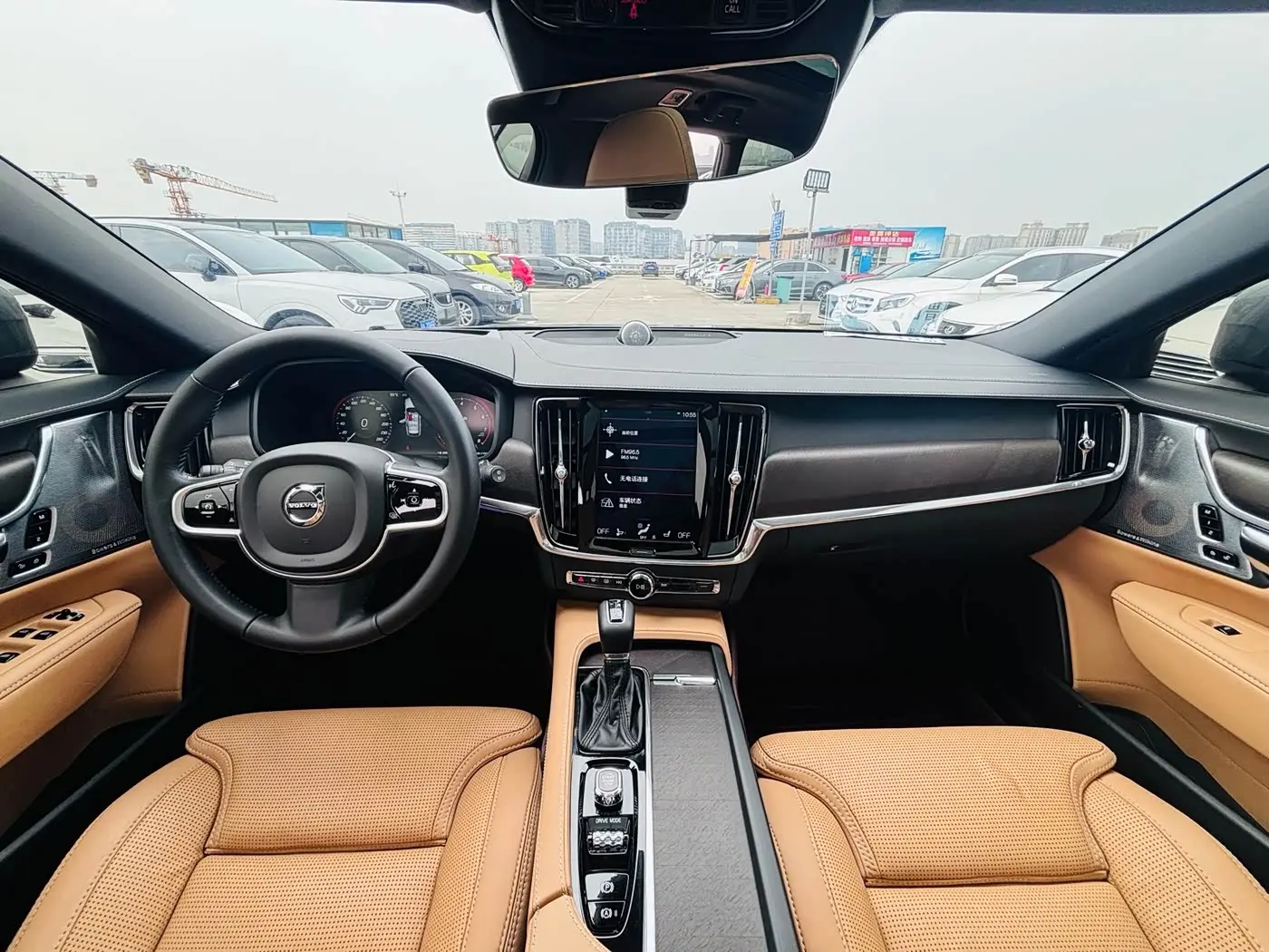 Volvo V90 2018 — Фото 10/16