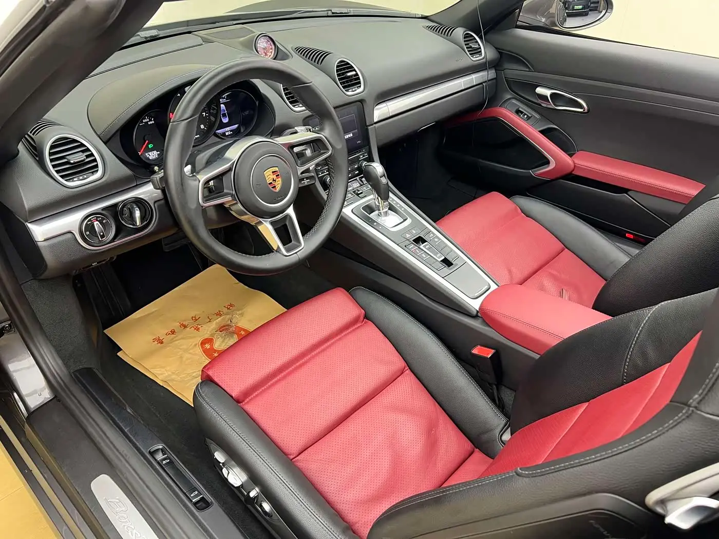 Porsche 718 2017 — Photo 6/17
