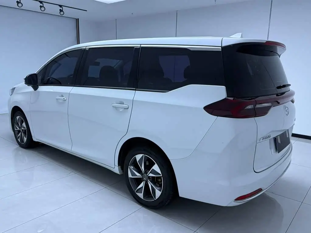 GAC Trumpchi Trumpchi M6 2022 — Фото 6/20