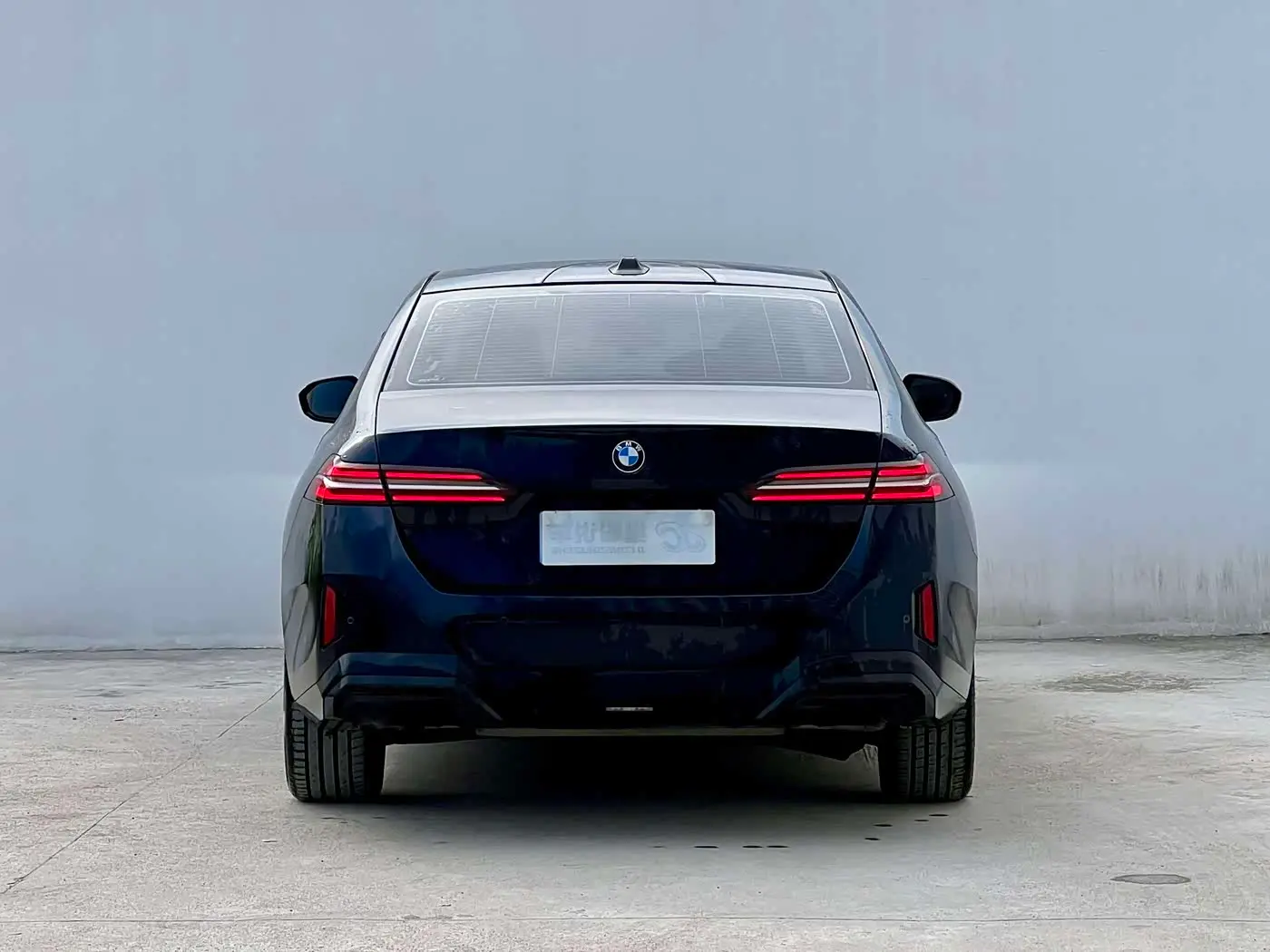 BMW 5 Series 2025 — Şəkil 3/14