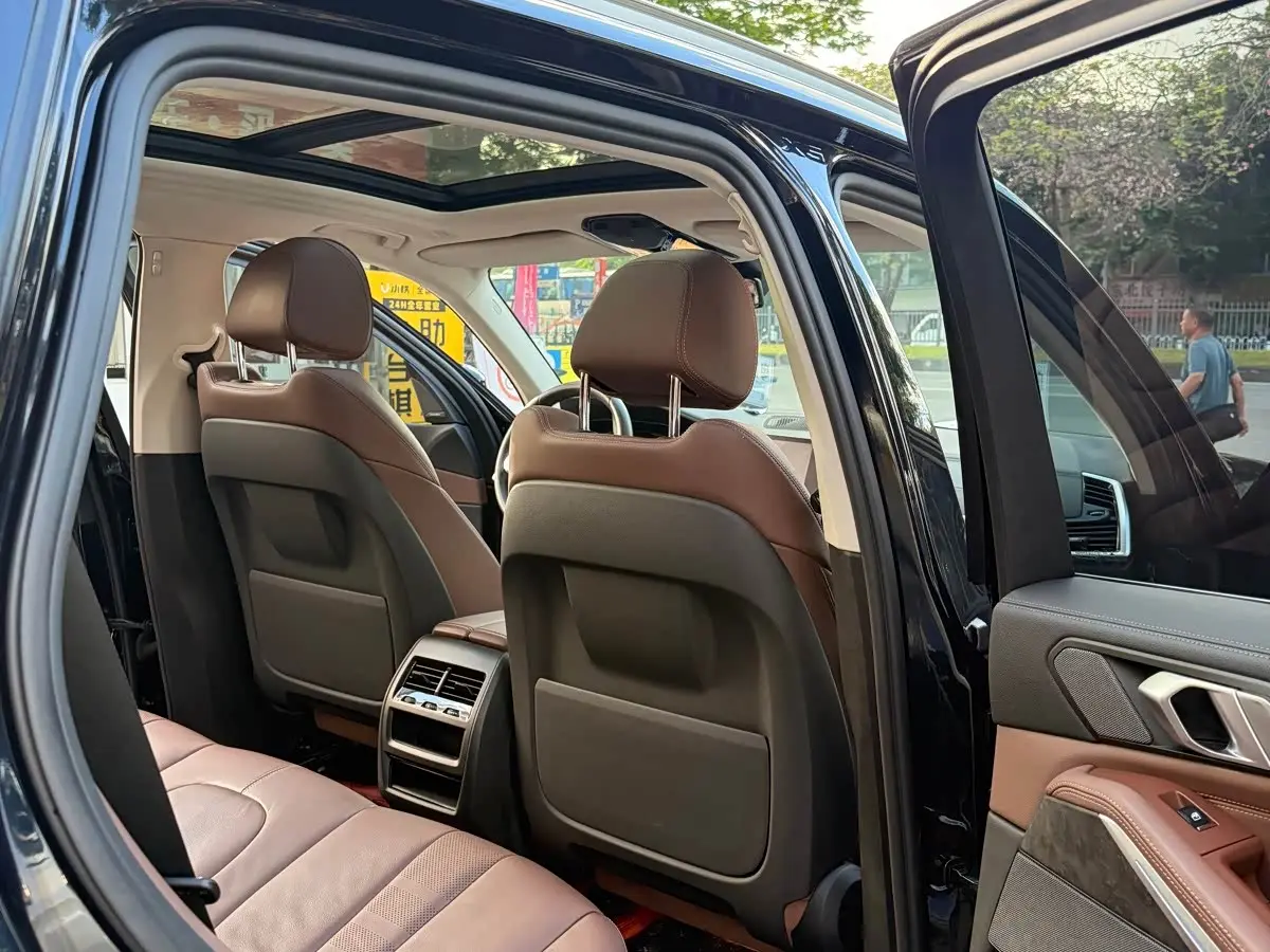 BMW X5 2022 — Фото 19/20