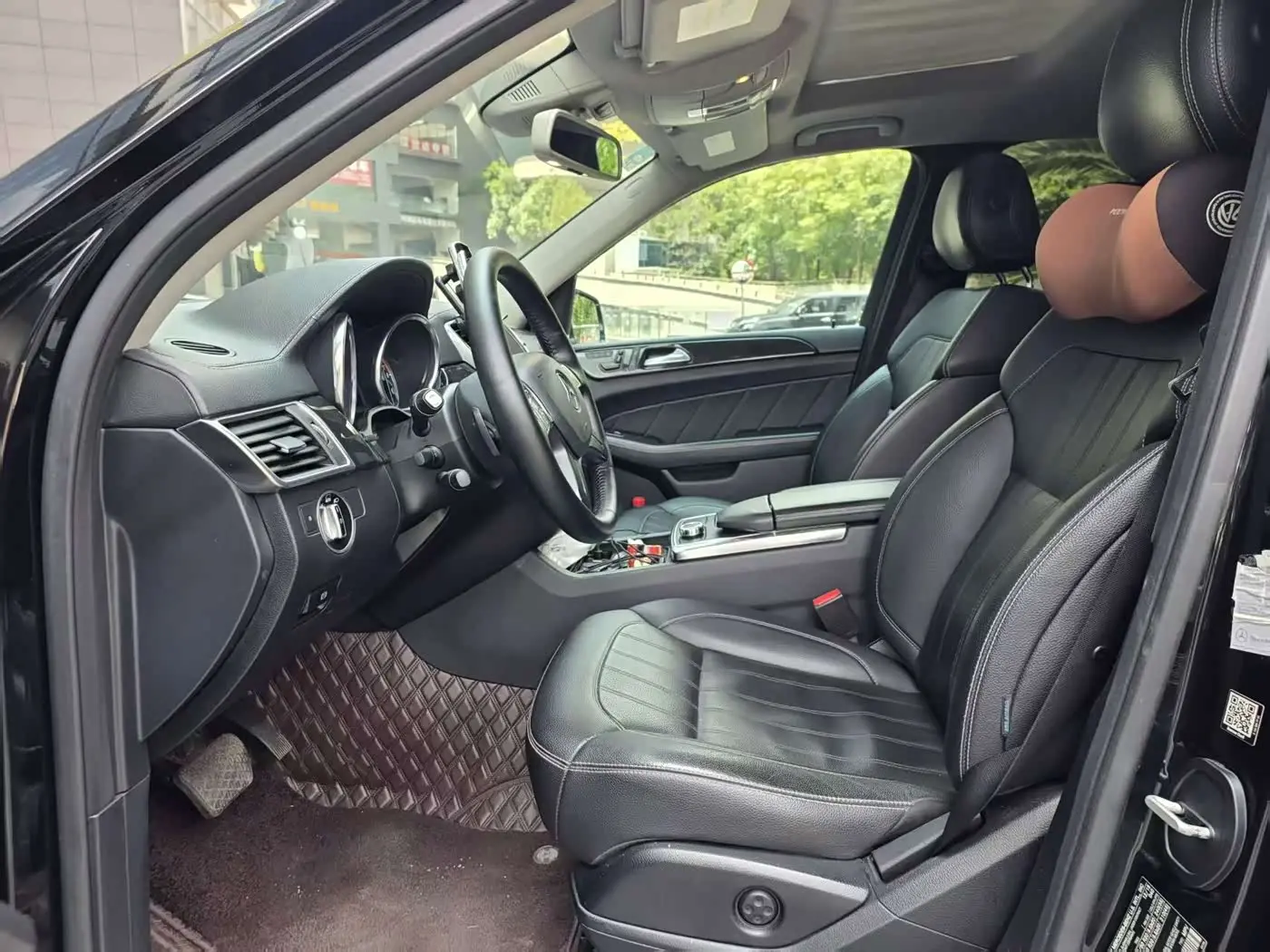 Mercedes-Benz GL-Class 2016 — Photo 4/11