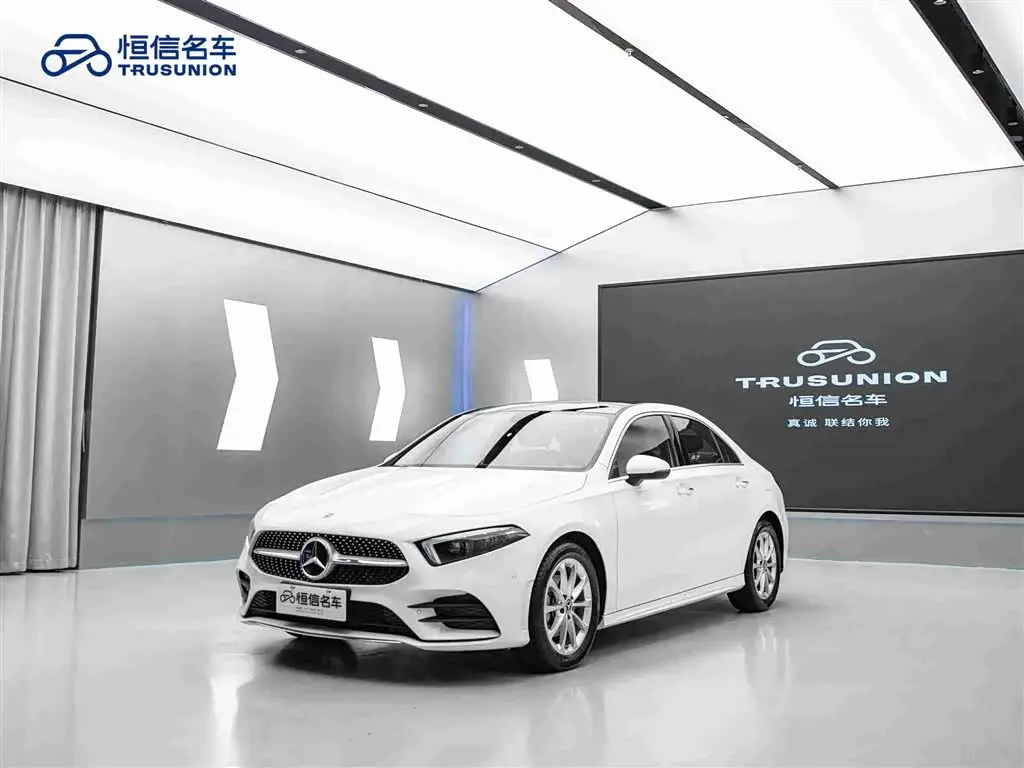 Mercedes-Benz A-Class 2022 — Фото 3/20