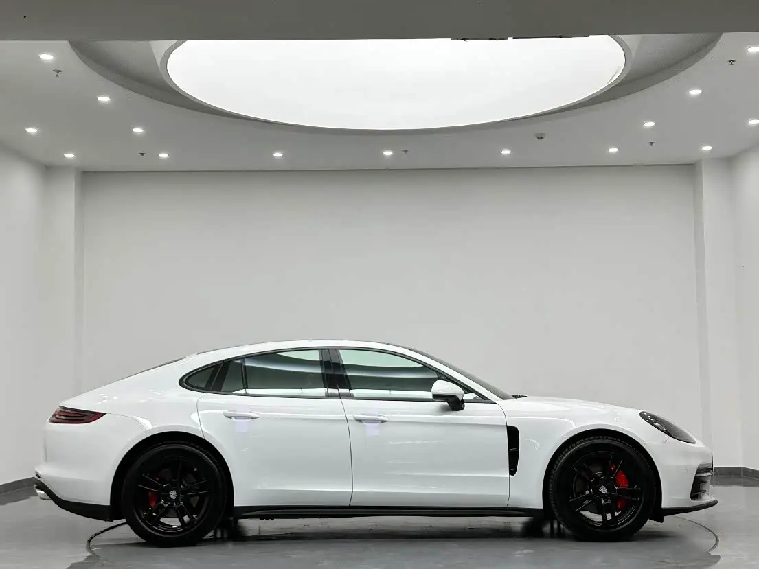 Porsche Panamera 2019 — Photo 4/20