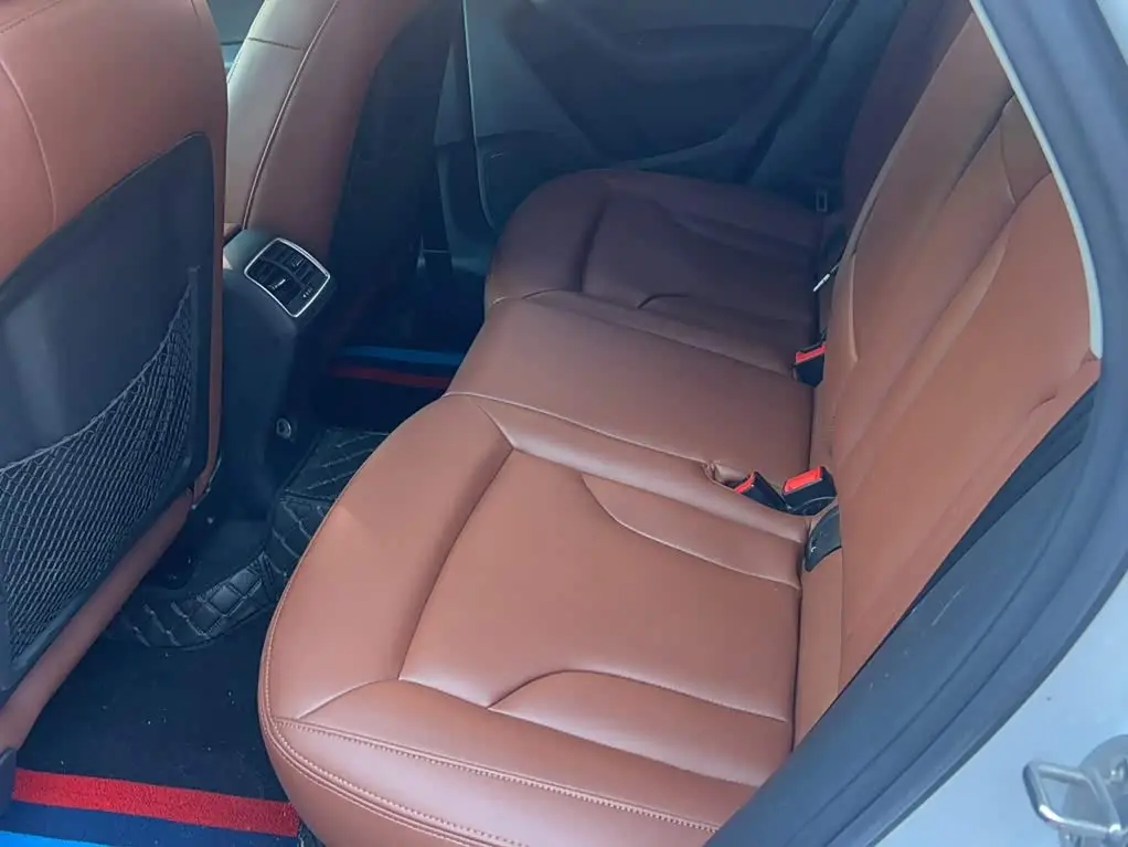 Audi Q3 2018 — Şəkil 8/11