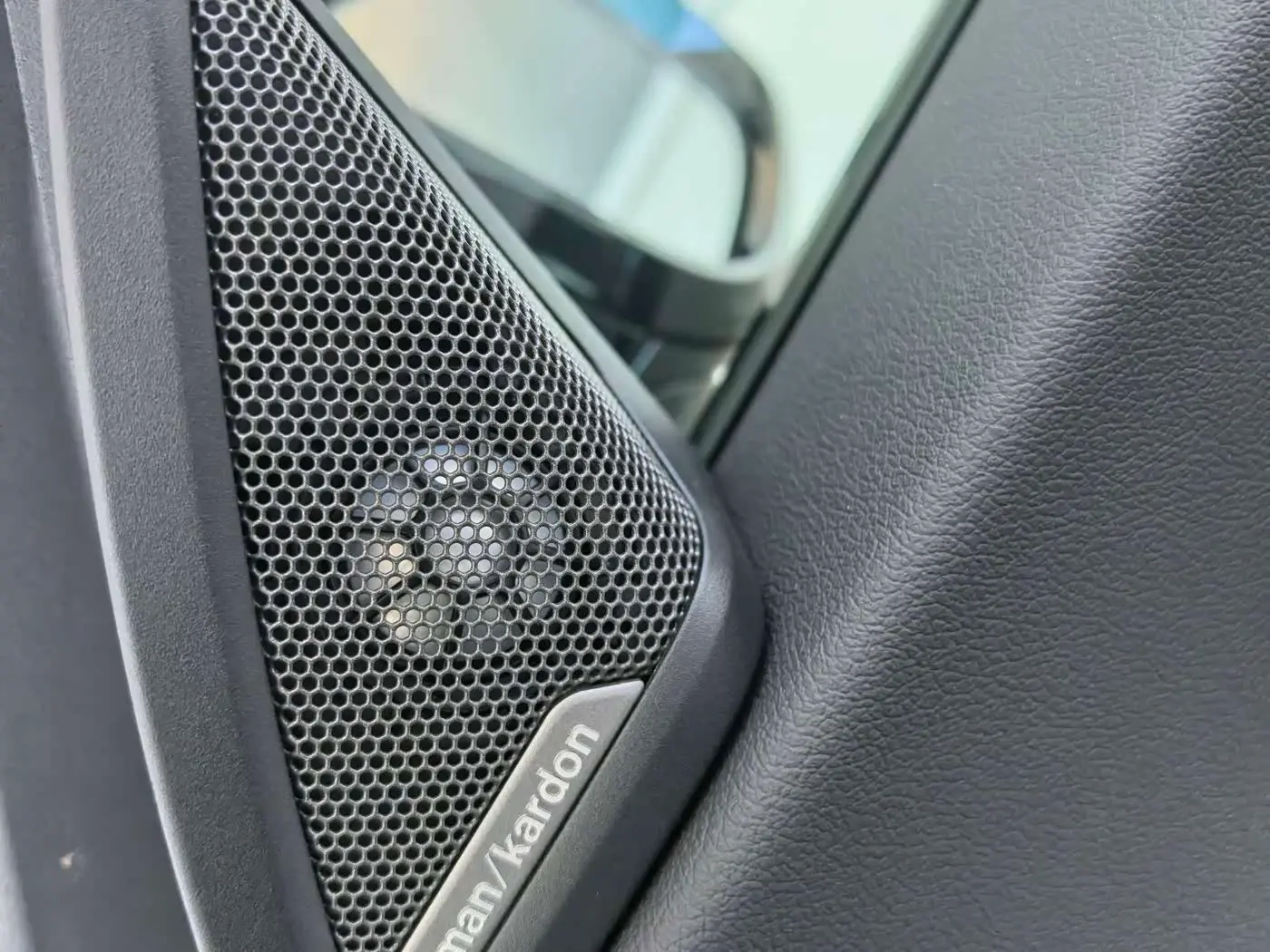 BMW M240i 2025 — Photo 15/15