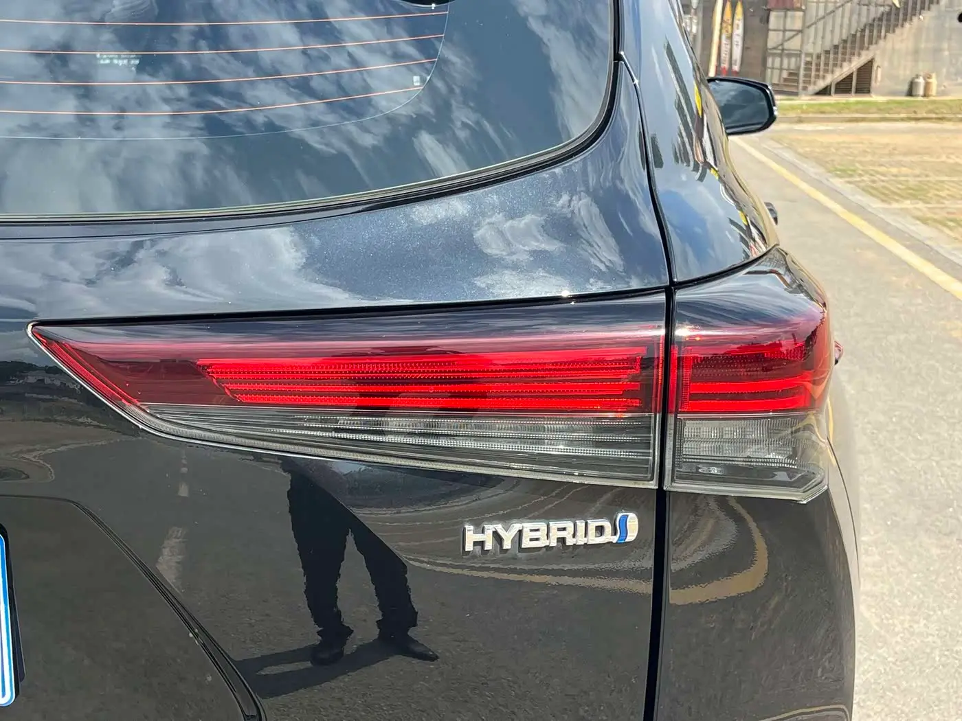 Toyota Crown Kluger 2024 — Photo 10/20