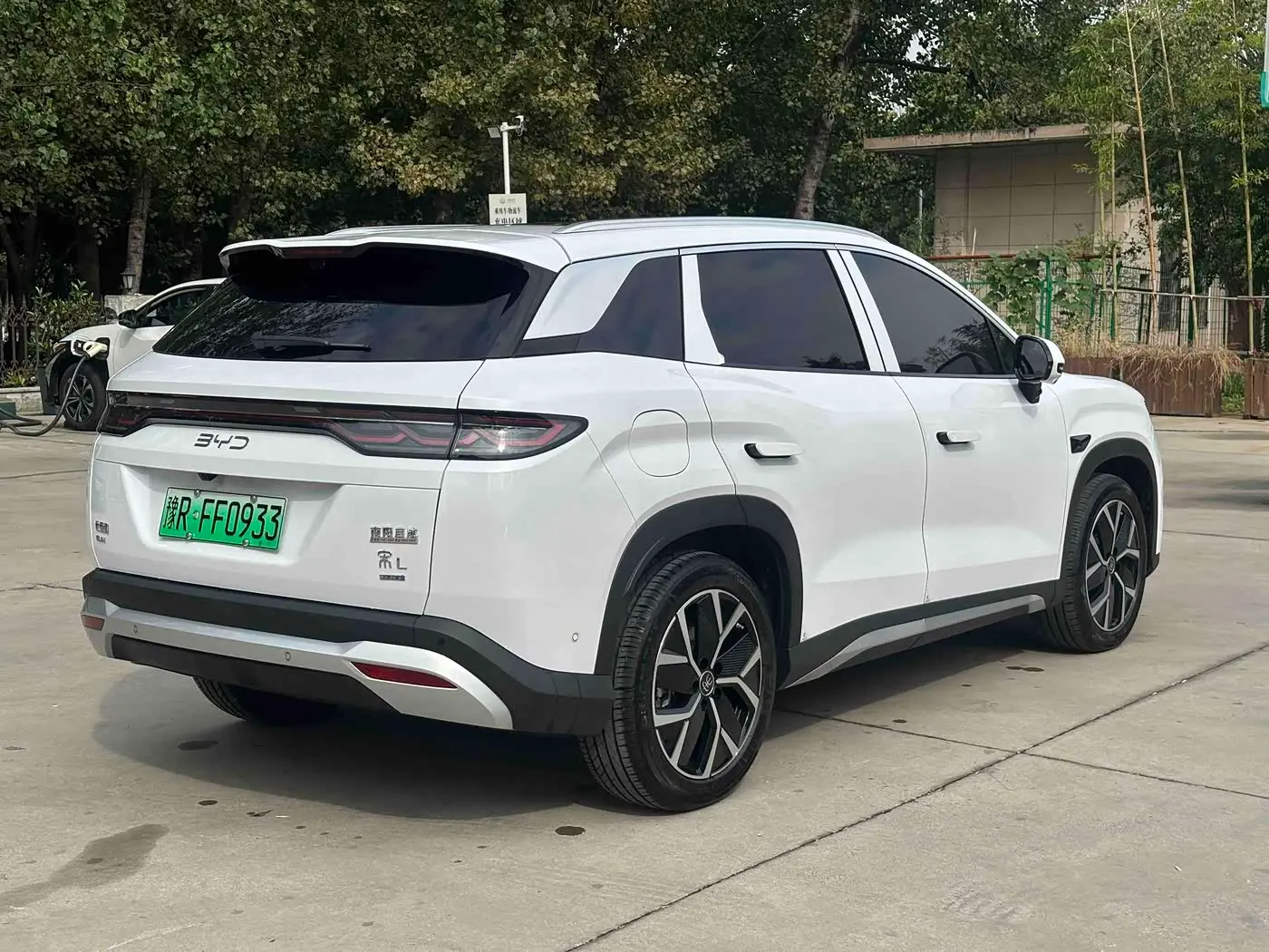 BYD Song L DM-i 2025 — Photo 10/18