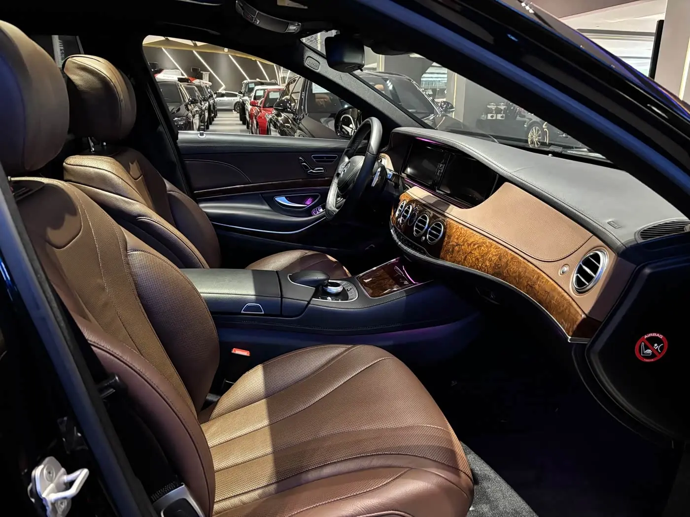 Mercedes-Benz S-Class 2014 — Photo 16/18