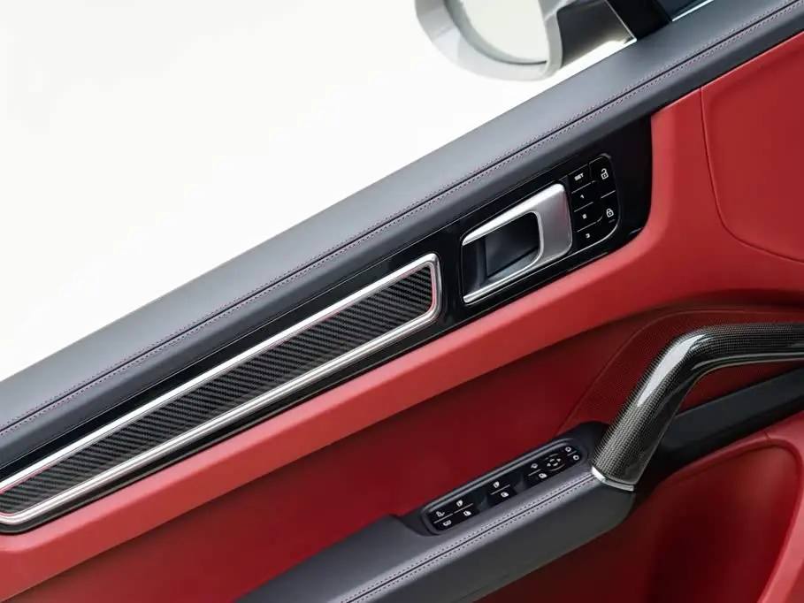 Porsche Cayenne New Energy 2021 — Şəkil 19/20