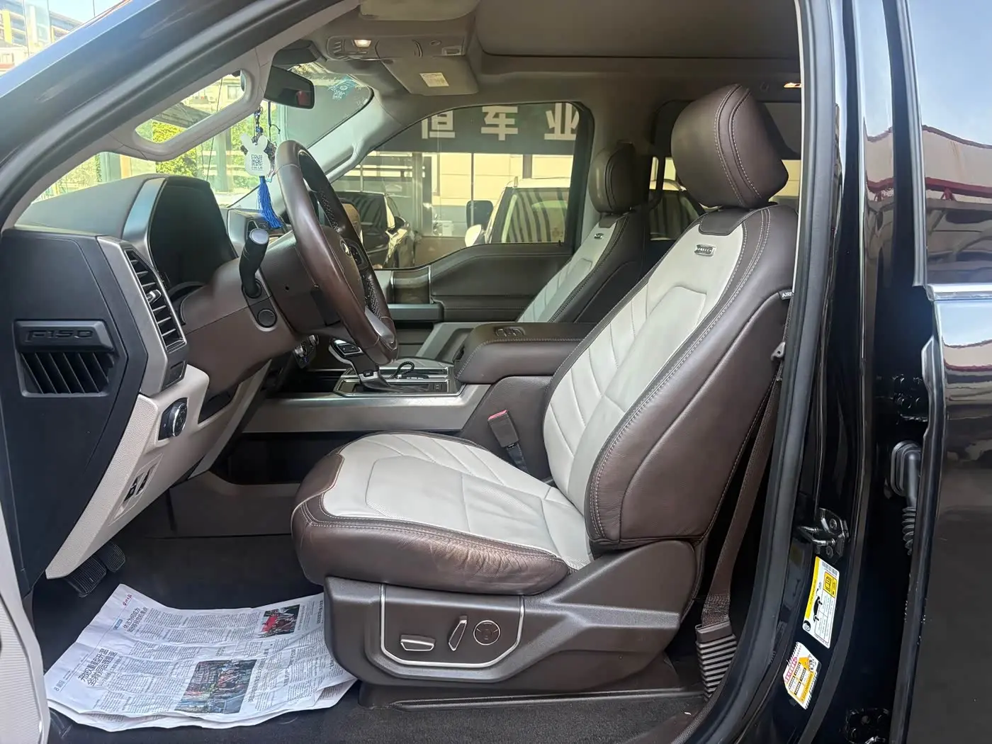 Ford F-150 Raptor 2020 — Photo 9/16