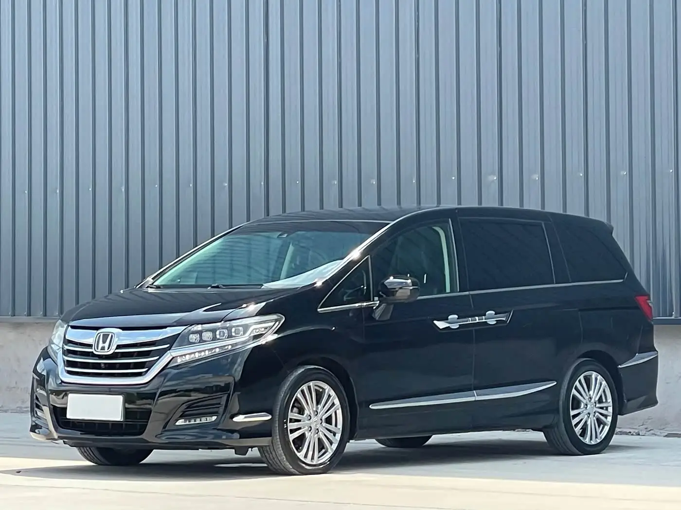 Honda Elysion, 2017
