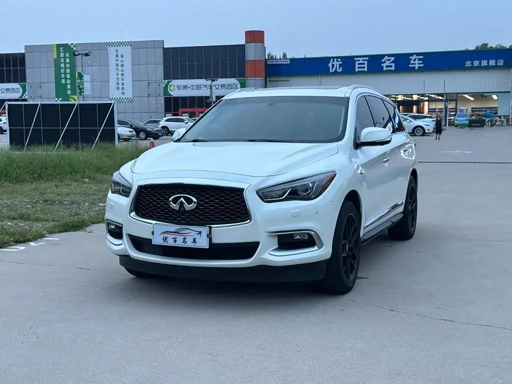 Infiniti QX60 2017 — ფოტო 1/20