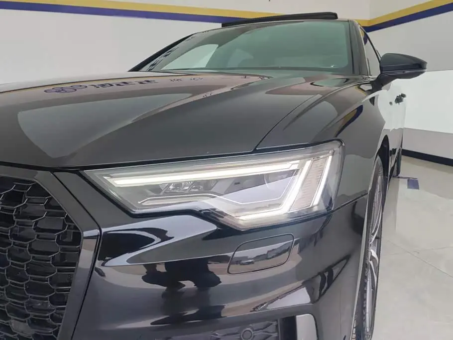 Audi A6L 2021 — Photo 5/16