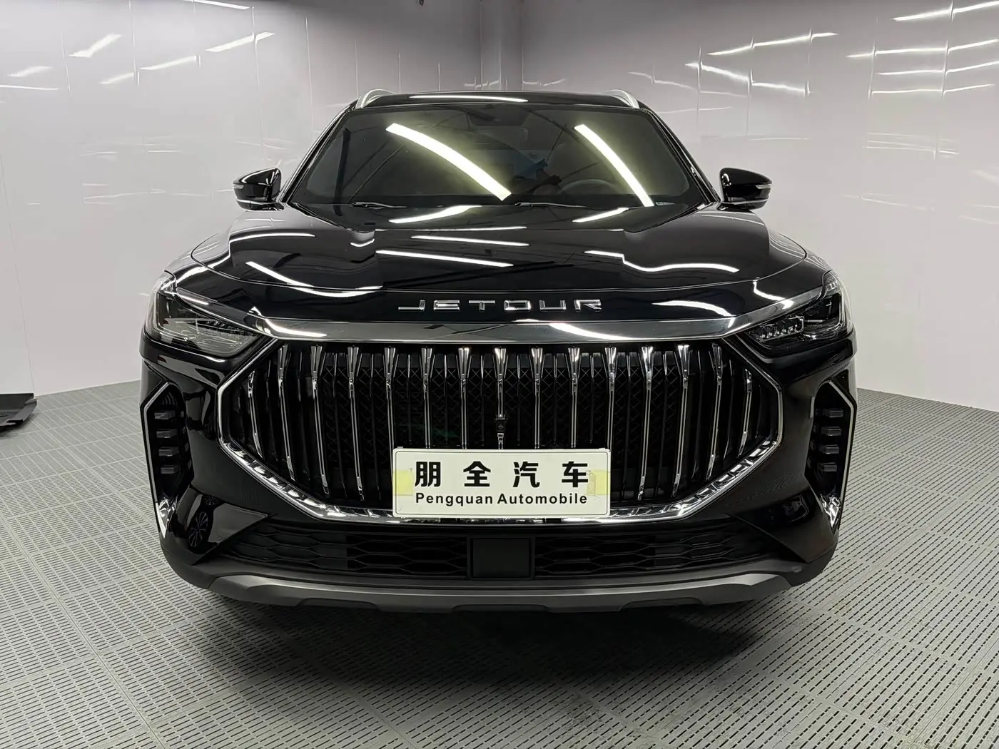 Jetour X70 PLUS 2023 — Photo 2/20