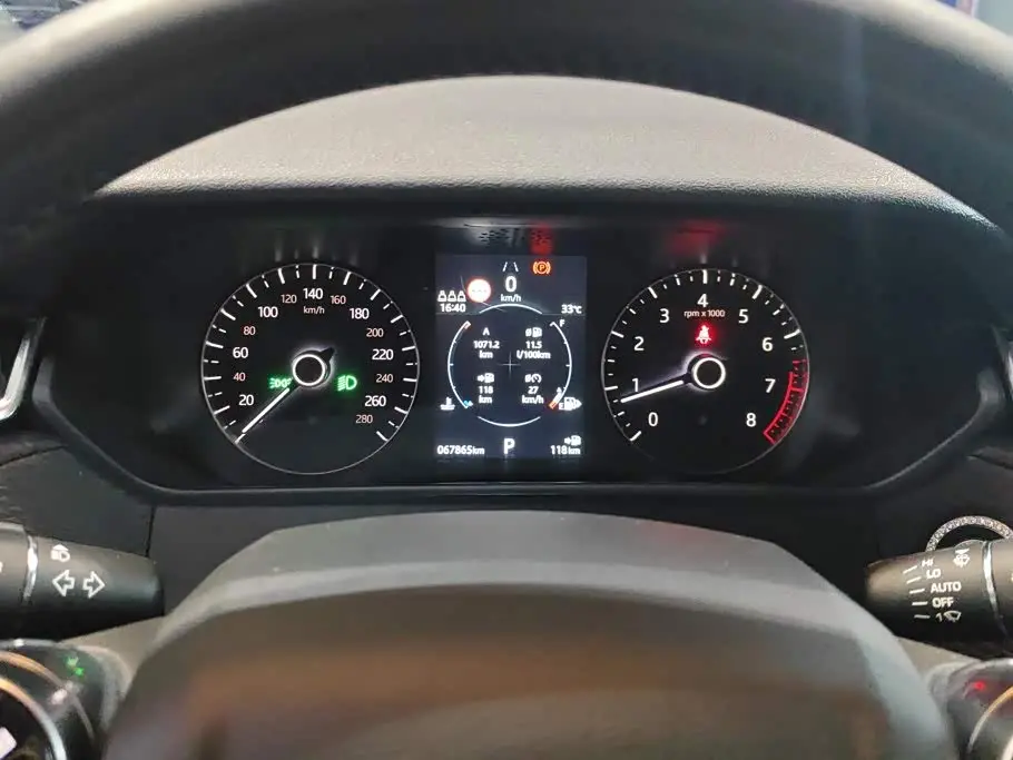 Land Rover Range Rover Velar 2021 — Photo 14/16