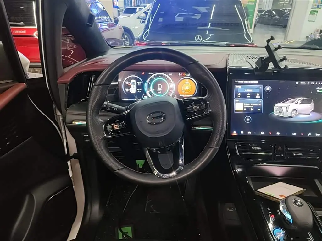 GAC Trumpchi Trumpchi M8 2023 — Şəkil 11/20