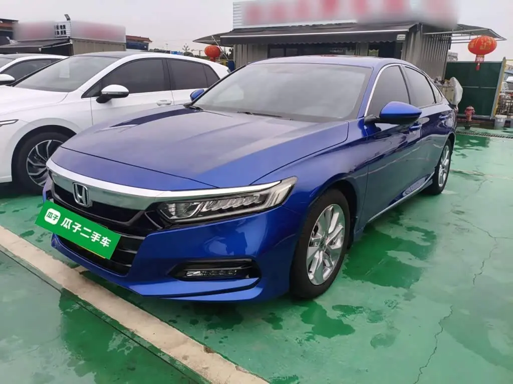 Honda Accord 2020 — Фото 1/20
