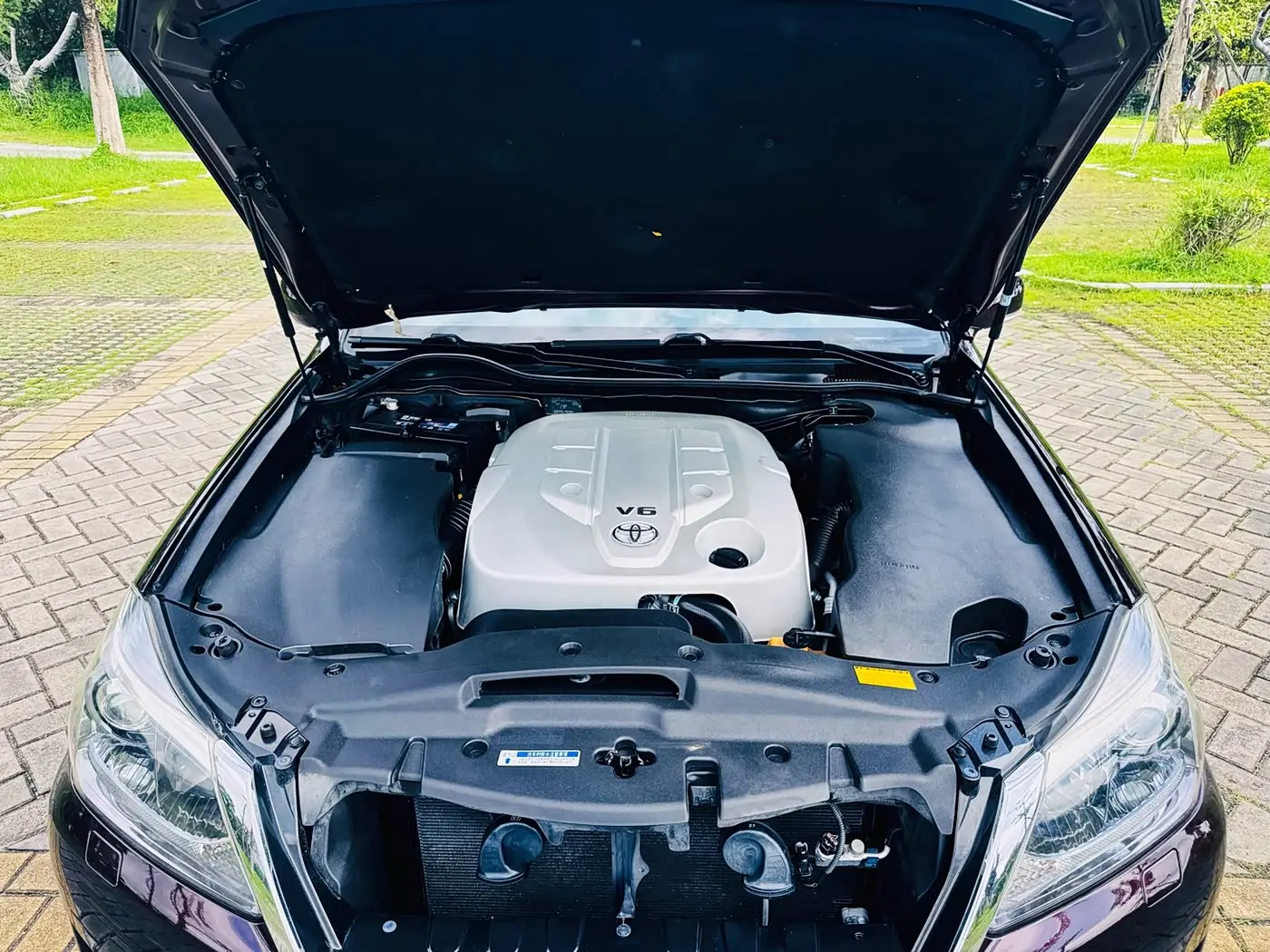Toyota Crown 2012 — Photo 20/20