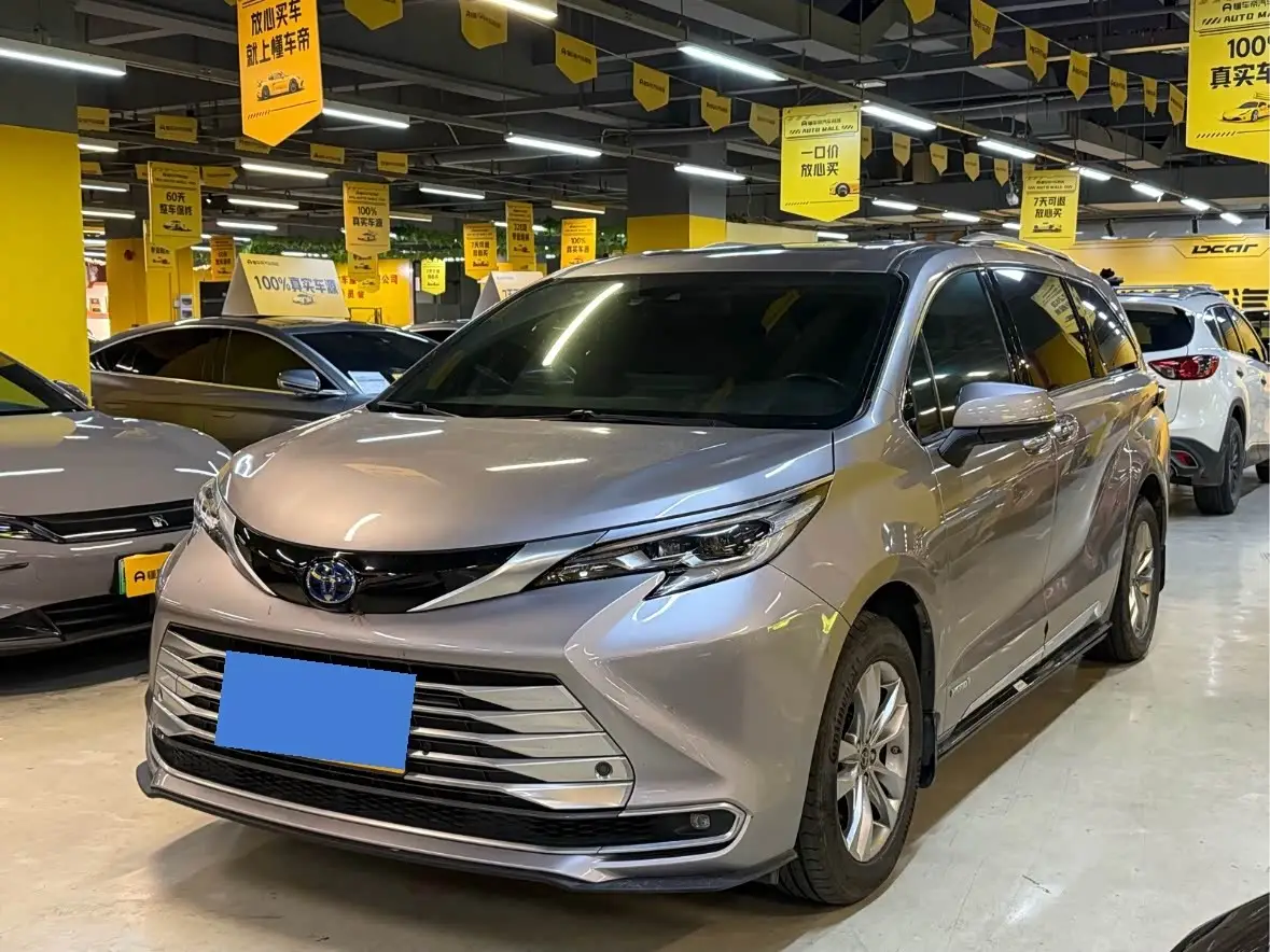 Toyota Sienna, 2022