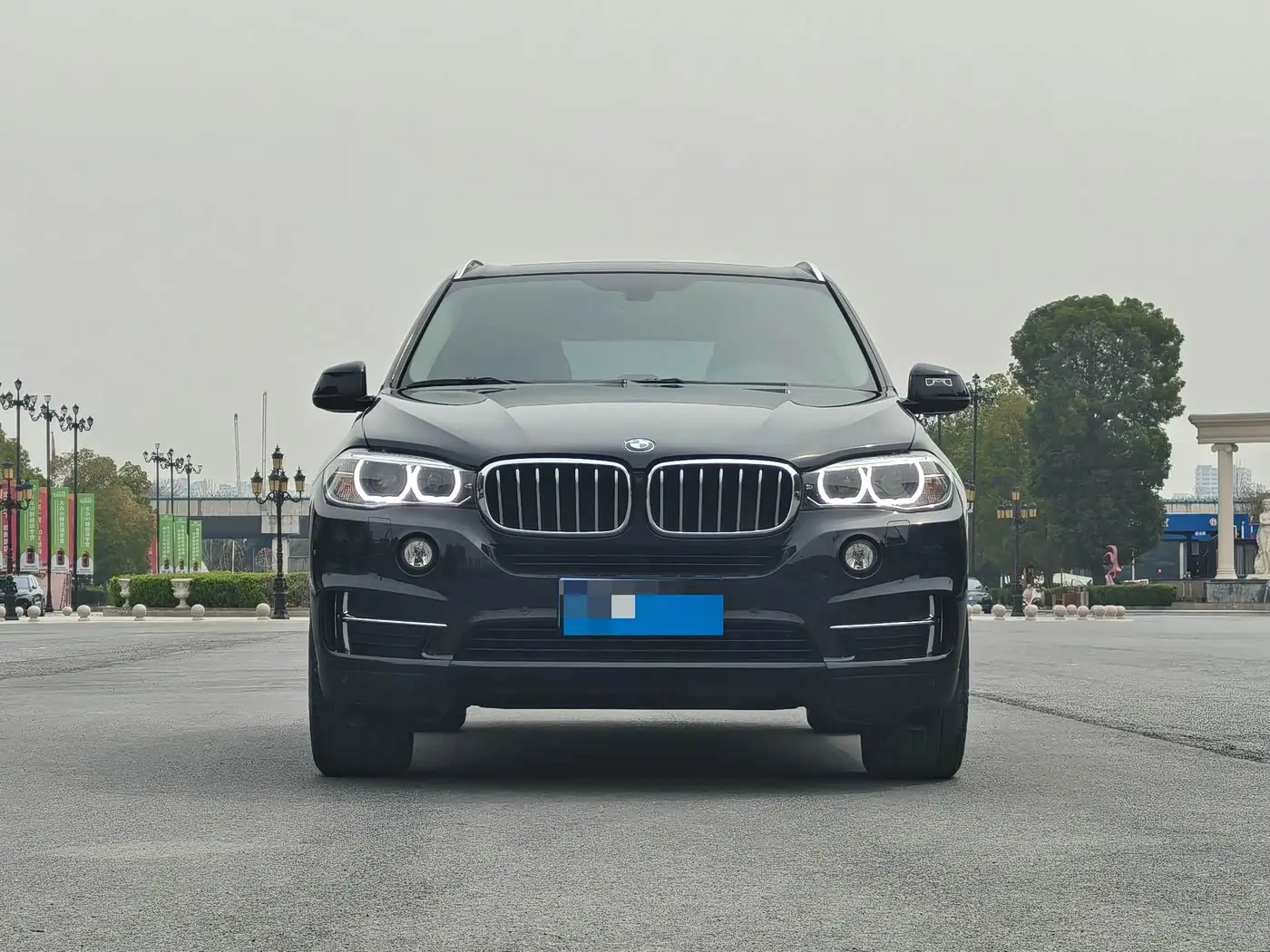 BMW X5 2018 — Photo 2/14