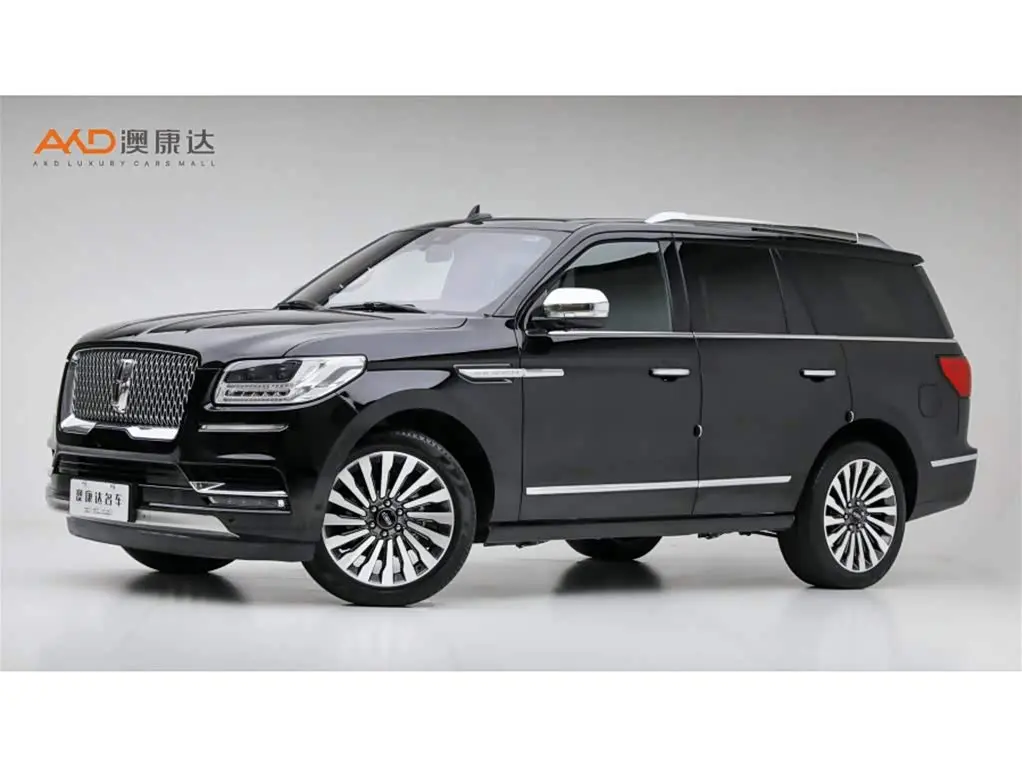 Lincoln Navigator 2018 — Şəkil 1/11