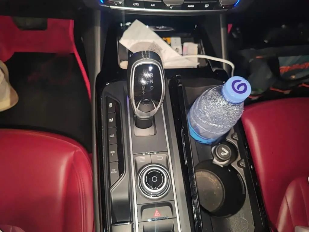 Maserati Levante 2017 — Photo 7/20