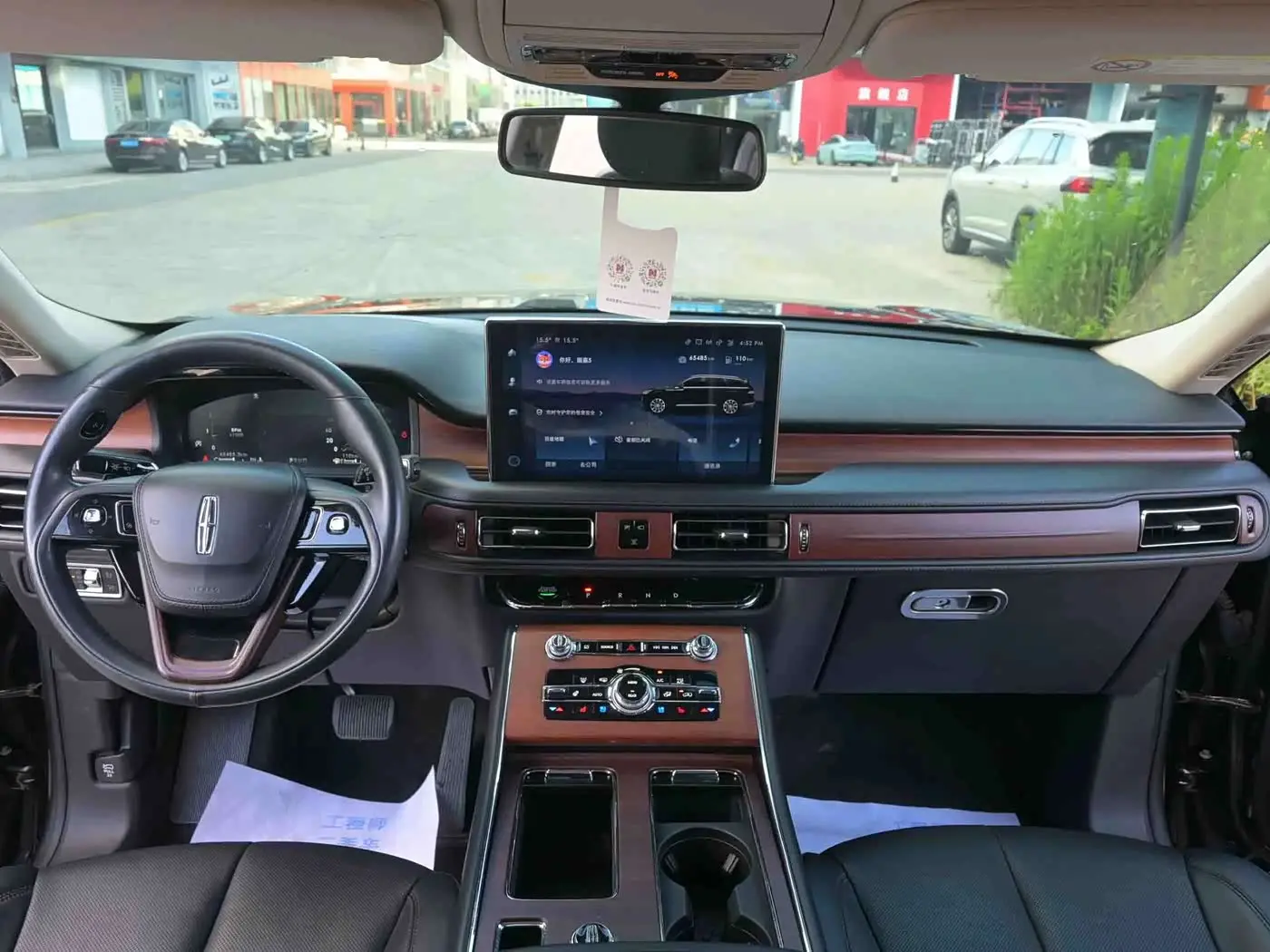 Lincoln Aviator 2021 — Photo 9/20